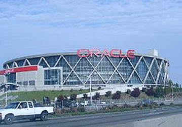 Oakland Arena - Wikipedia